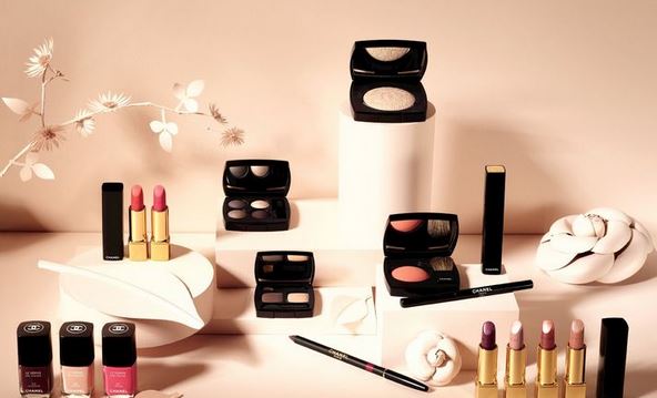 Top 5 Tips to Become a Cosmetic Distributor