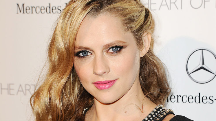 Who is Teresa Palmer:wiki, weight, height, age, personal life | Pulchra