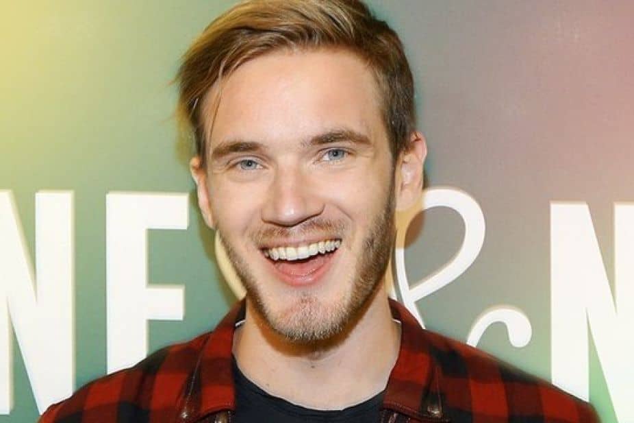 PewDiePie's Dramatic Hair Transformation: From Brown to Blonde - wide 2