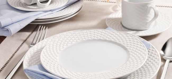 How To Buy The Best Dinnerware For Your Home | Pulchra