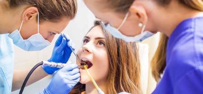 How to Visit the Dentist's Office Safely During COVID-19