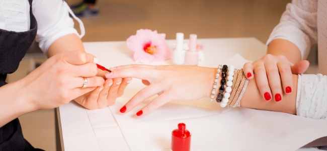 Nail Salon Manicure