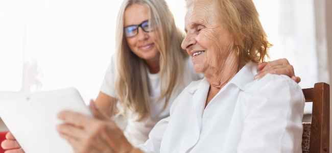 How to Choose a Home Care Provider for an Aging Parent