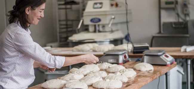 How to Start Your Online Cake Delivery Business