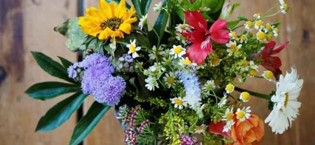 5 Questions to Ask Yourself Before Sending Flowers as a Birthday Gift