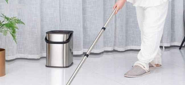 What is a Squeegee Mop and How to Properly Use It