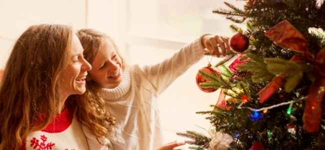 4 New-to-You Christmas Traditions to Try This Year