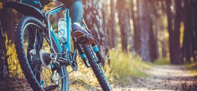 How to Stay Safe While Riding a Bicycle