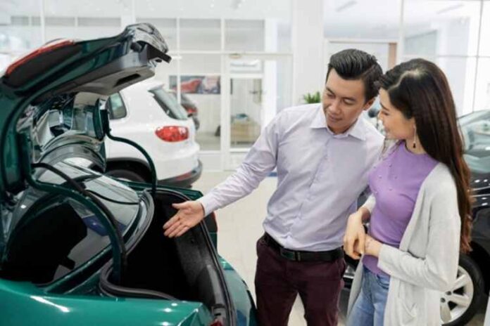 5 Questions to Ask Your Used Car Dealer Before Making Your Purchase