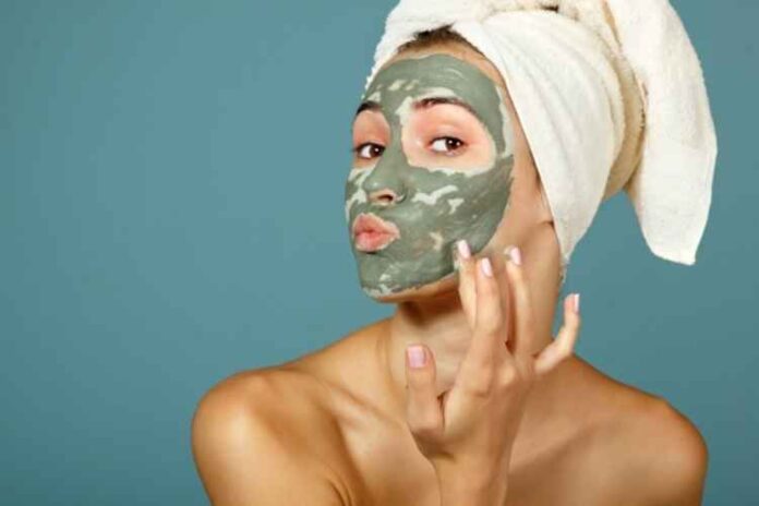 How to Make a Homemade Face Mask for Glowing Skin