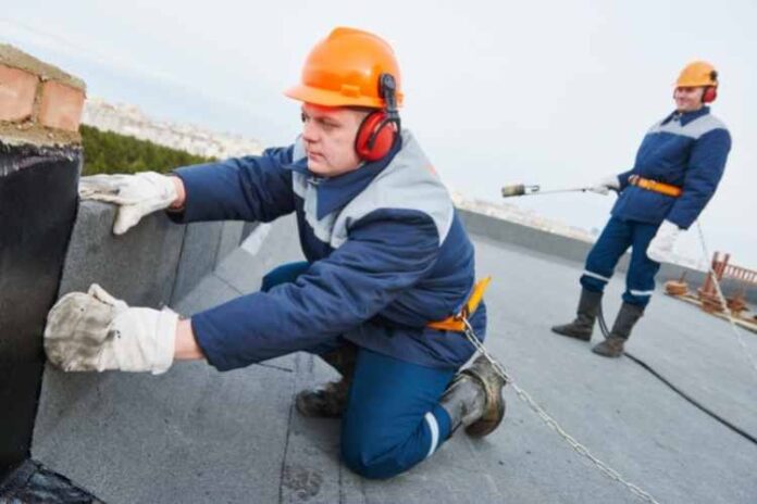 4 Signs You Need Help from Professional Roofing Services