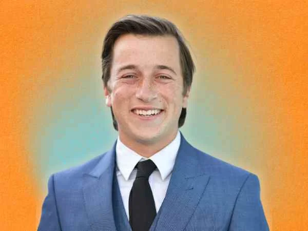 Skyler Gisondo Movies and TV Shows: Know About This American Actor Here!